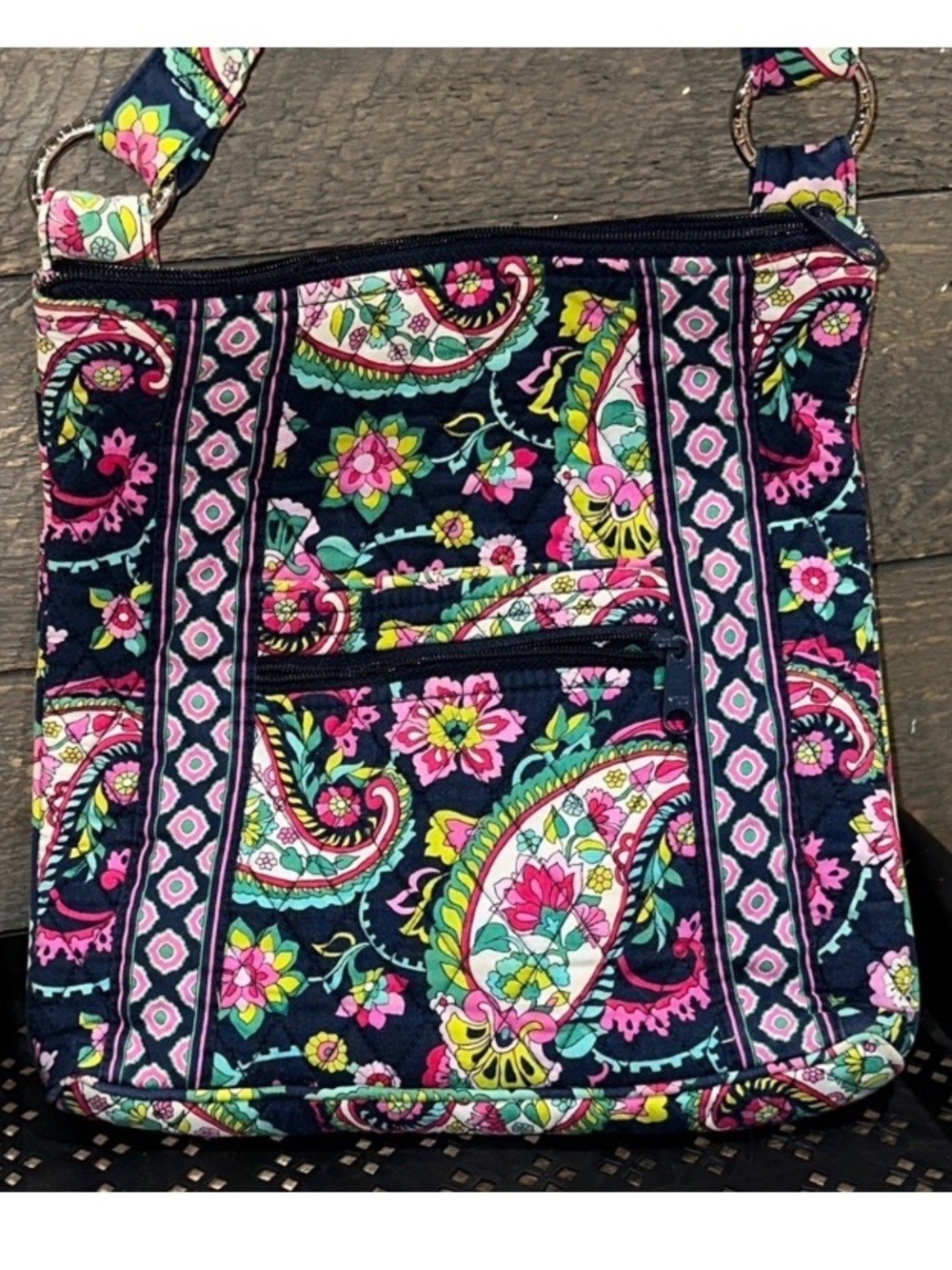 Vera Bradley Petal Paisley
Pattern Original Hipster
Crossbody Bag Designer
NWOT